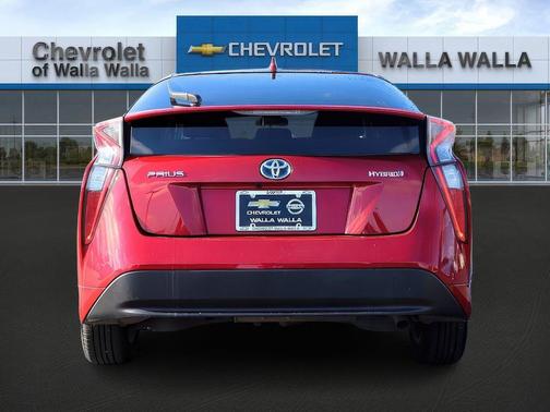 2016 Toyota Prius Three