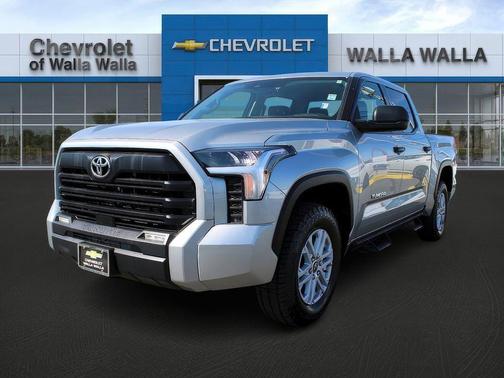 2022 Toyota Tundra SR5