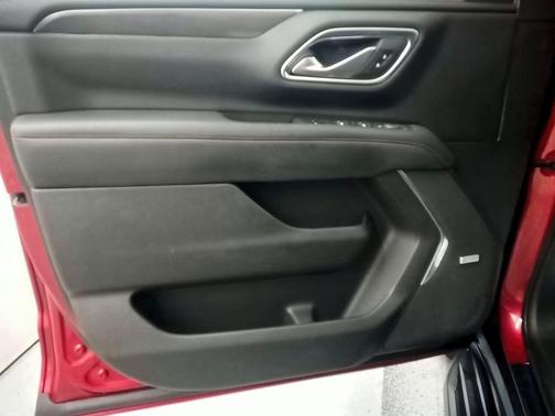 2021 Chevrolet Suburban RST