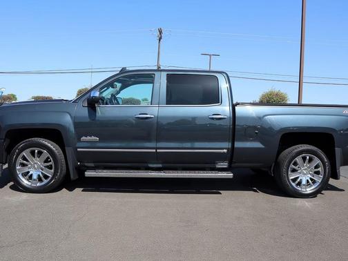 2017 Chevrolet Silverado 1500 High Country