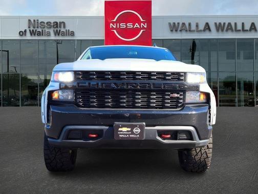 Silver Ice Metallic 2021 Chevrolet Silverado 1500 Custom Trail Boss