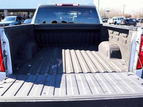 Silver Ice Metallic 2021 Chevrolet Silverado 1500 Custom Trail Boss