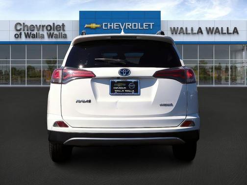 2018 Toyota RAV4 Hybrid LE