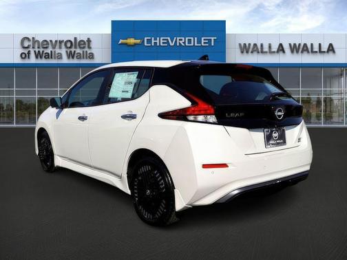 2025 Nissan Leaf SV PLUS