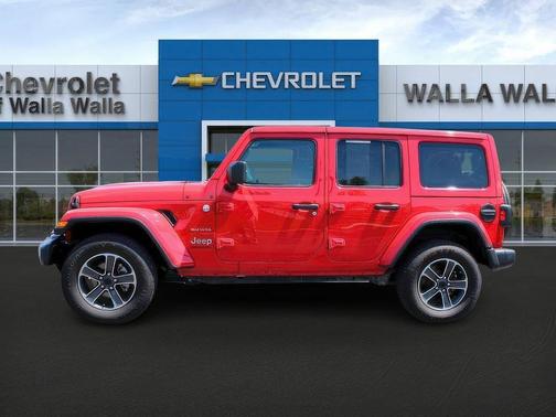 2023 Jeep Wrangler Sahara