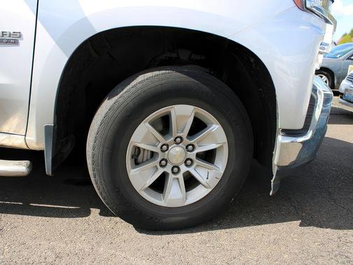 Silver Ice Metallic 2020 Chevrolet Silverado 1500 LT