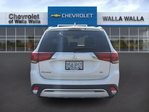 Pearl White 2020 Mitsubishi Outlander SEL