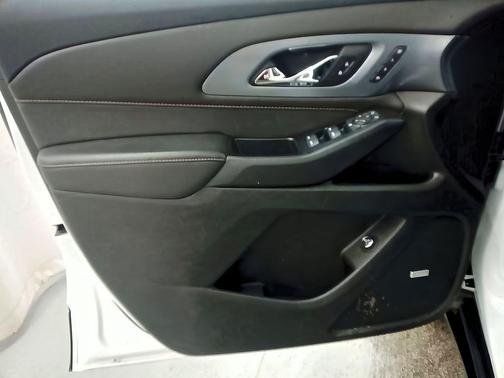 Summit White 2020 Chevrolet Traverse Premier