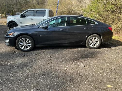 2022 Chevrolet Malibu FWD LT