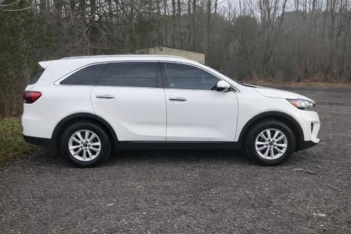 2020 Kia Sorento LX