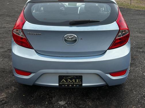 2012 Hyundai Accent GS