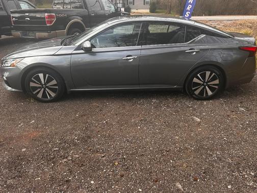 2022 Nissan Altima 2.5 SL