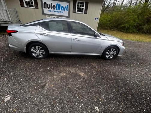 2024 Nissan Altima S FWD