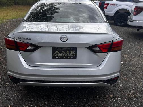 2024 Nissan Altima S FWD