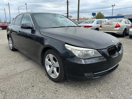 2008 BMW 528 XI