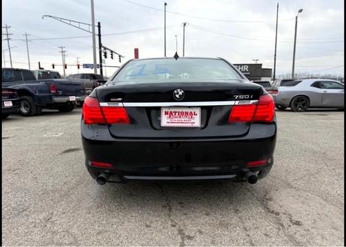 2012 BMW 750 i xDrive