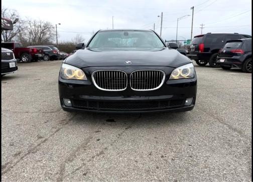 2012 BMW 750 i xDrive