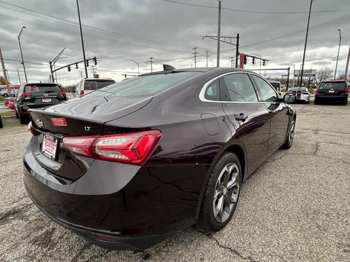 2021 Chevrolet Malibu FWD LT