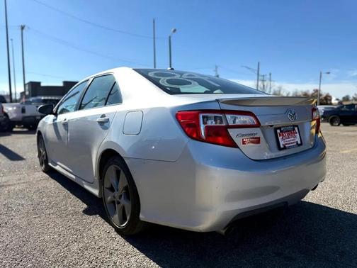 2014 Toyota Camry SE