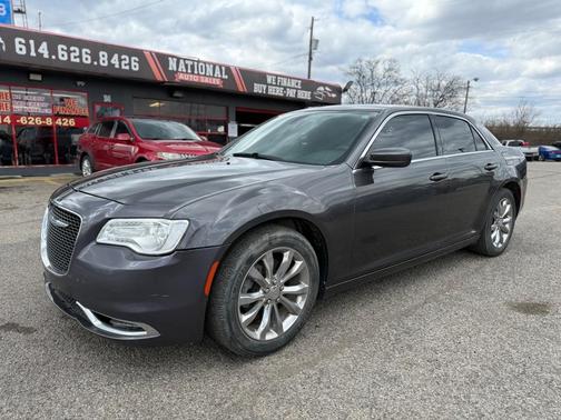 2015 Chrysler 300 Limited