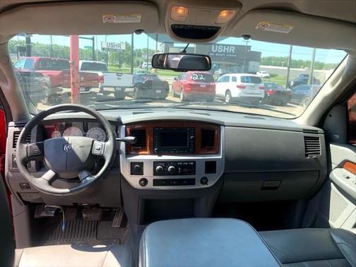 2006 Dodge Ram 2500 Laramie Mega Cab