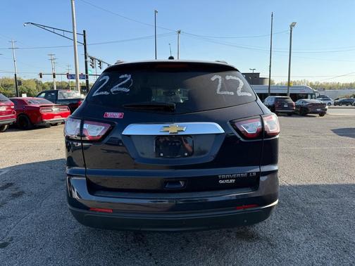 2016 Chevrolet Traverse LS