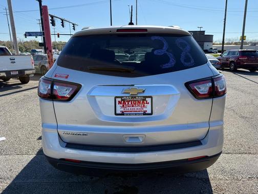 2017 Chevrolet Traverse LS