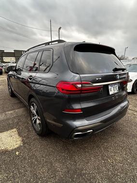 2020 BMW X7 M50i