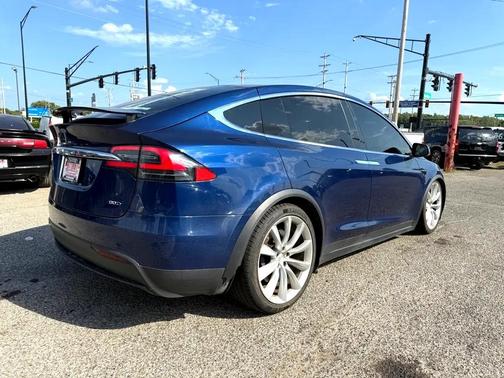 2017 Tesla Model X 90D