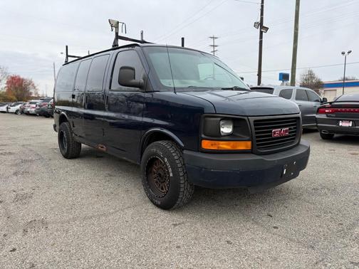 2011 GMC Savana 2500 Cargo