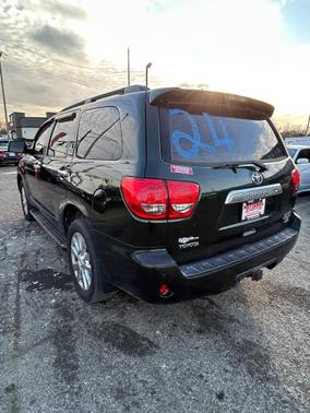 2010 Toyota Sequoia Platinum