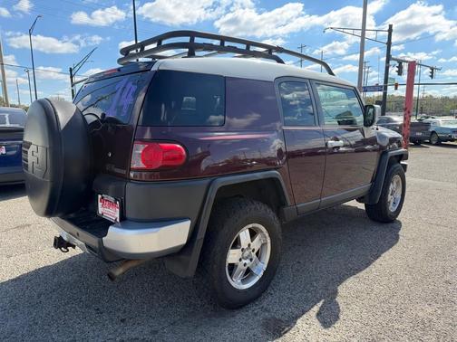 2007 Toyota FJ Cruiser Base