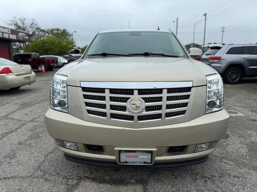 2012 Cadillac Escalade Luxury