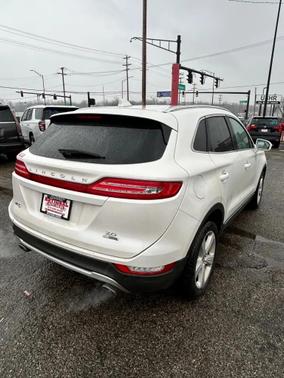 2016 Lincoln MKC Premier