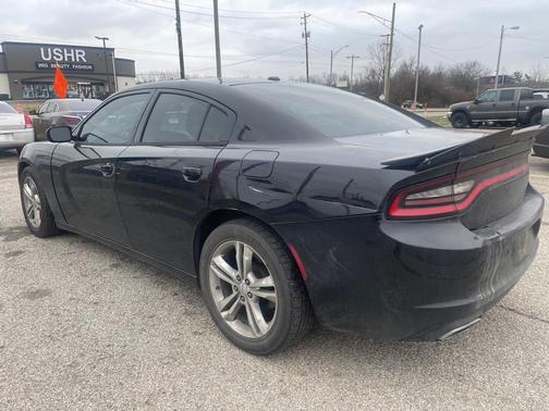 2015 Dodge Charger SE