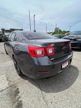 Taupe Gray Metallic 2013 Chevrolet Malibu 1LZ