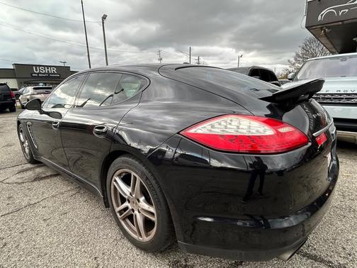 2013 Porsche Panamera 4