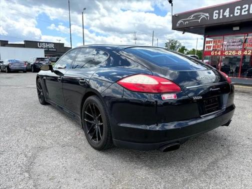 2011 Porsche Panamera 4