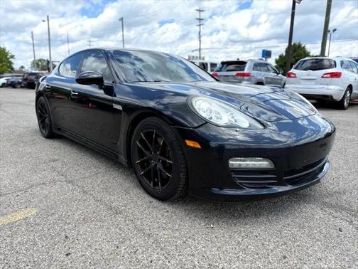 2011 Porsche Panamera 4