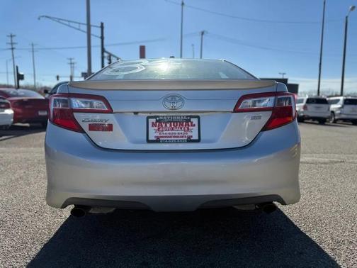 2014 Toyota Camry SE