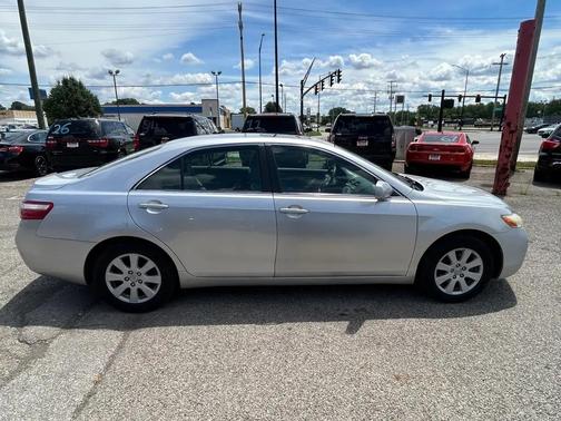 Magnetic Gray Metallic 2008 Toyota Camry LE