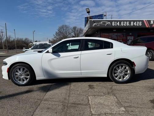 2015 Dodge Charger SE
