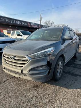 2017 Hyundai TUCSON SE