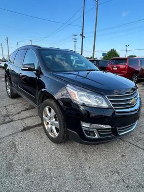 Mosaic Black Metallic 2017 Chevrolet Traverse Premier