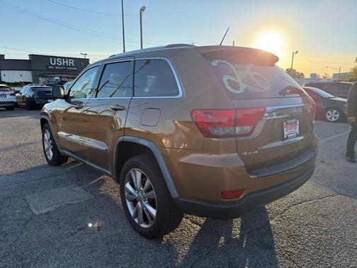 2011 Jeep Grand Cherokee Laredo