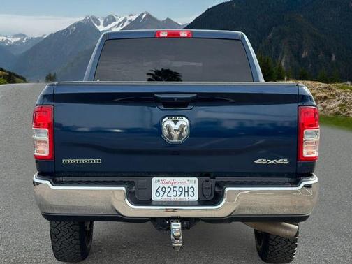 2022 RAM 2500 Big Horn Crew Cab 4x4 6'4' Box