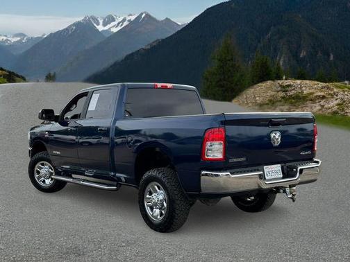 2022 RAM 2500 Big Horn Crew Cab 4x4 6'4' Box