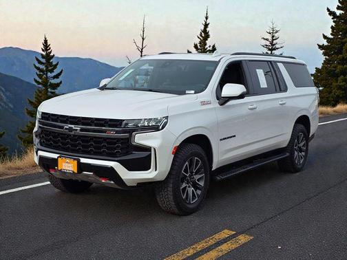 2022 Chevrolet Suburban 4WD Z71