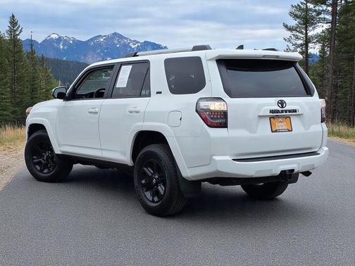 2023 Toyota 4Runner SR5