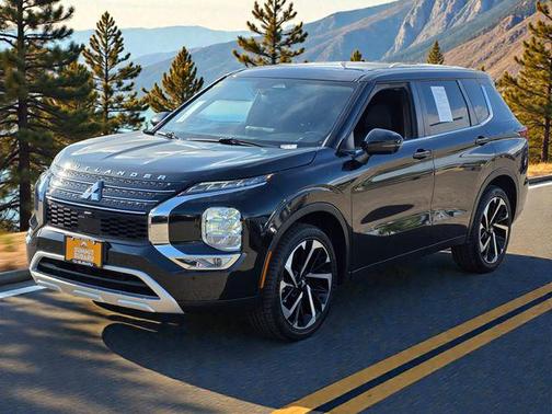 2022 Mitsubishi Outlander SE